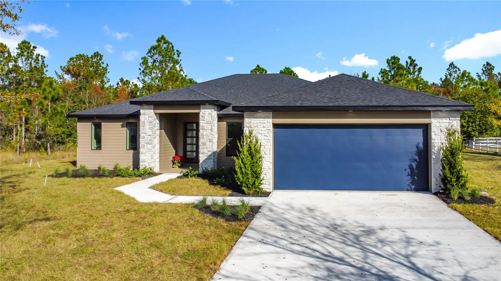 19269 Sheldon, FL