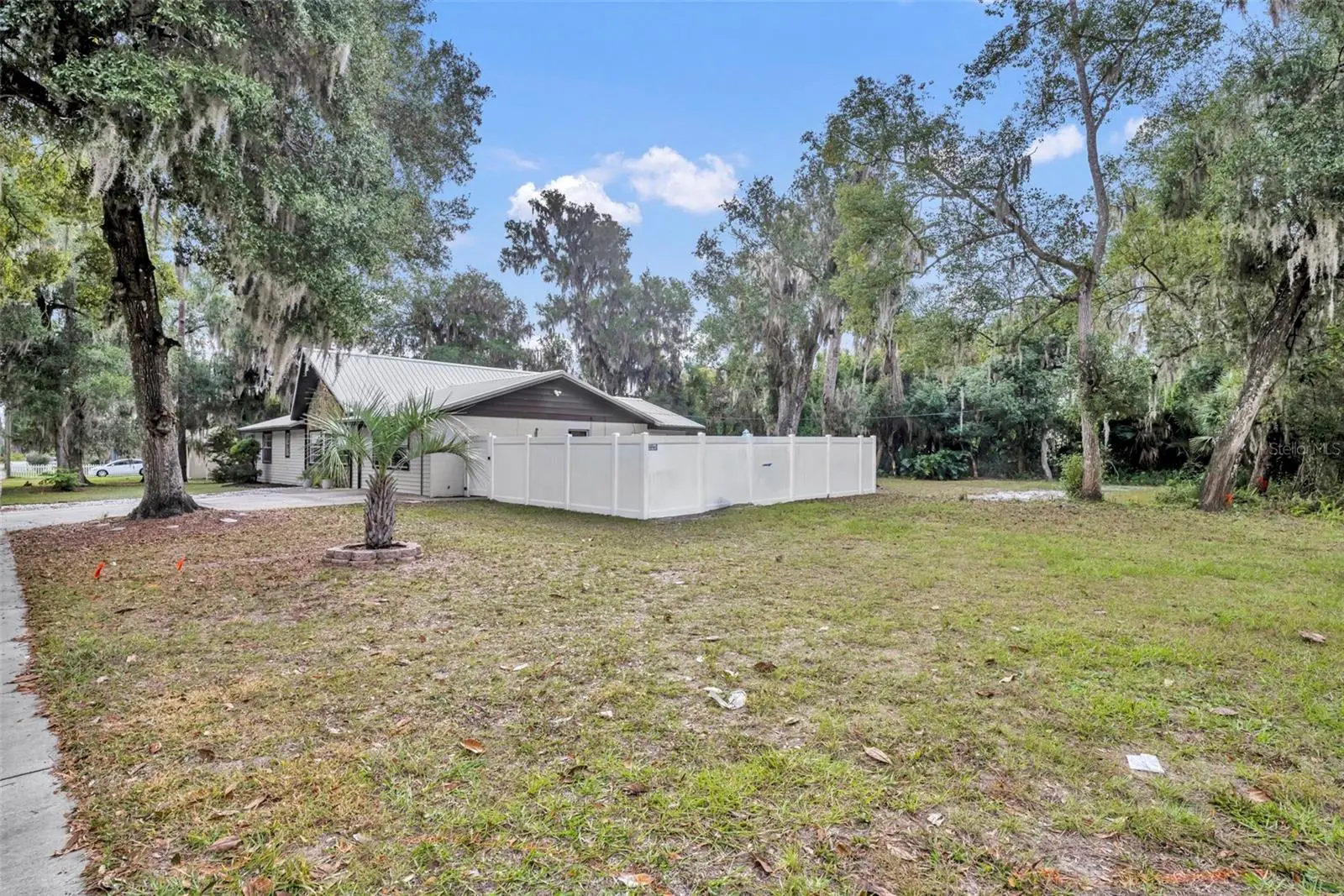1240 Voorhis Avenue, FL