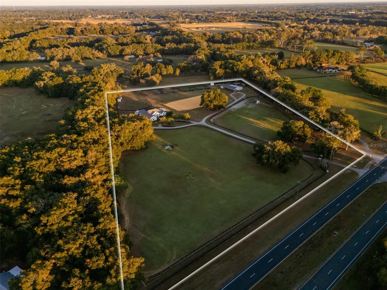 14335 Us Highway 441, FL
