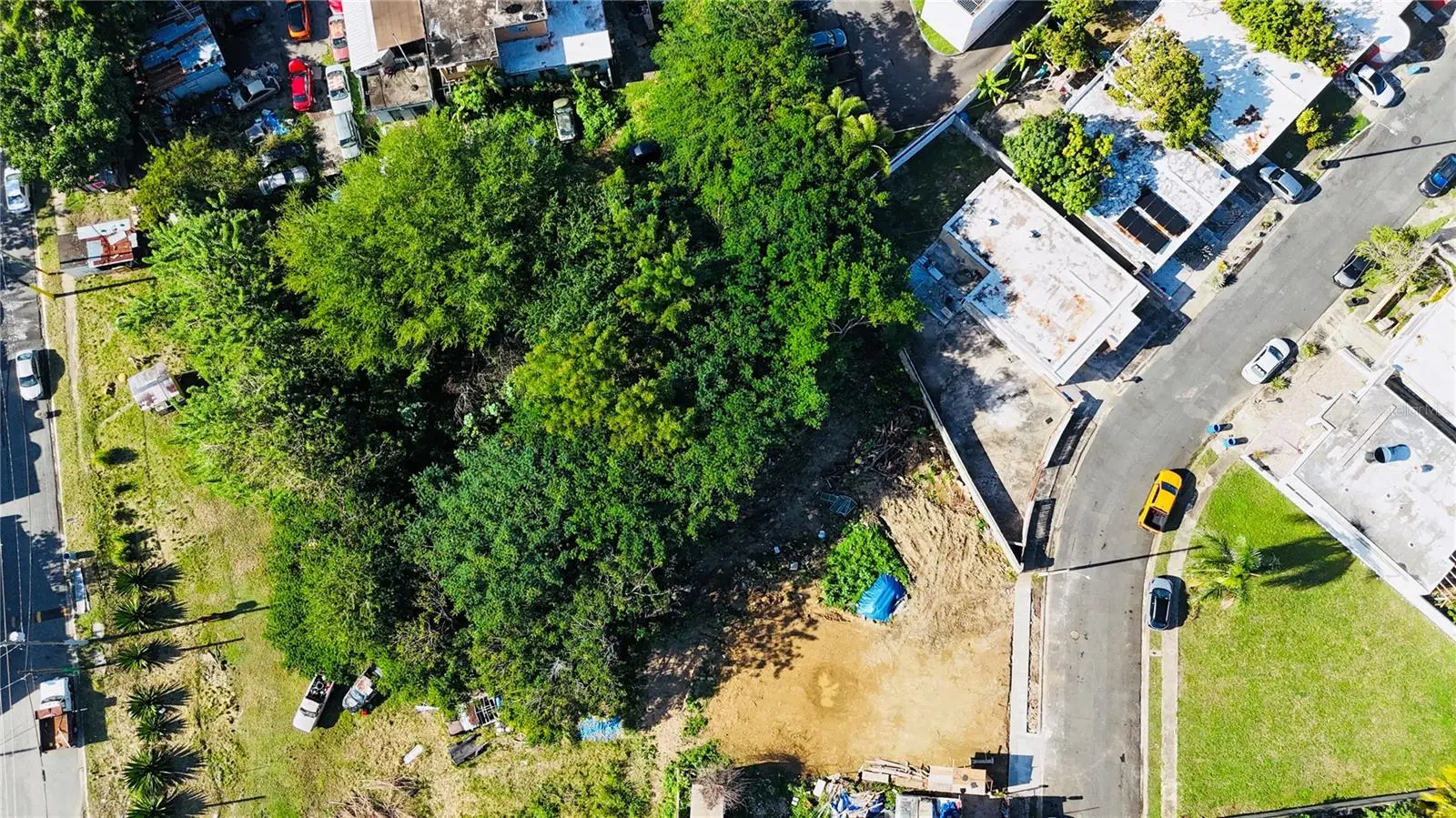 Urb. Jardines De Loiza C-8, PR