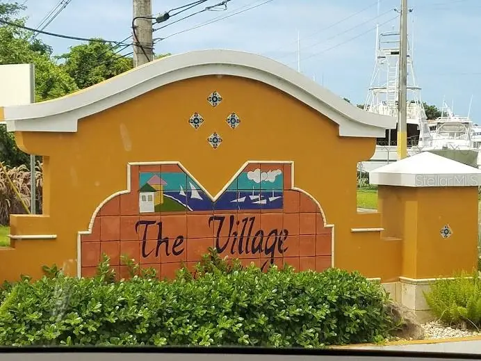 The Village At The Hill Mango Beach Corner, PR