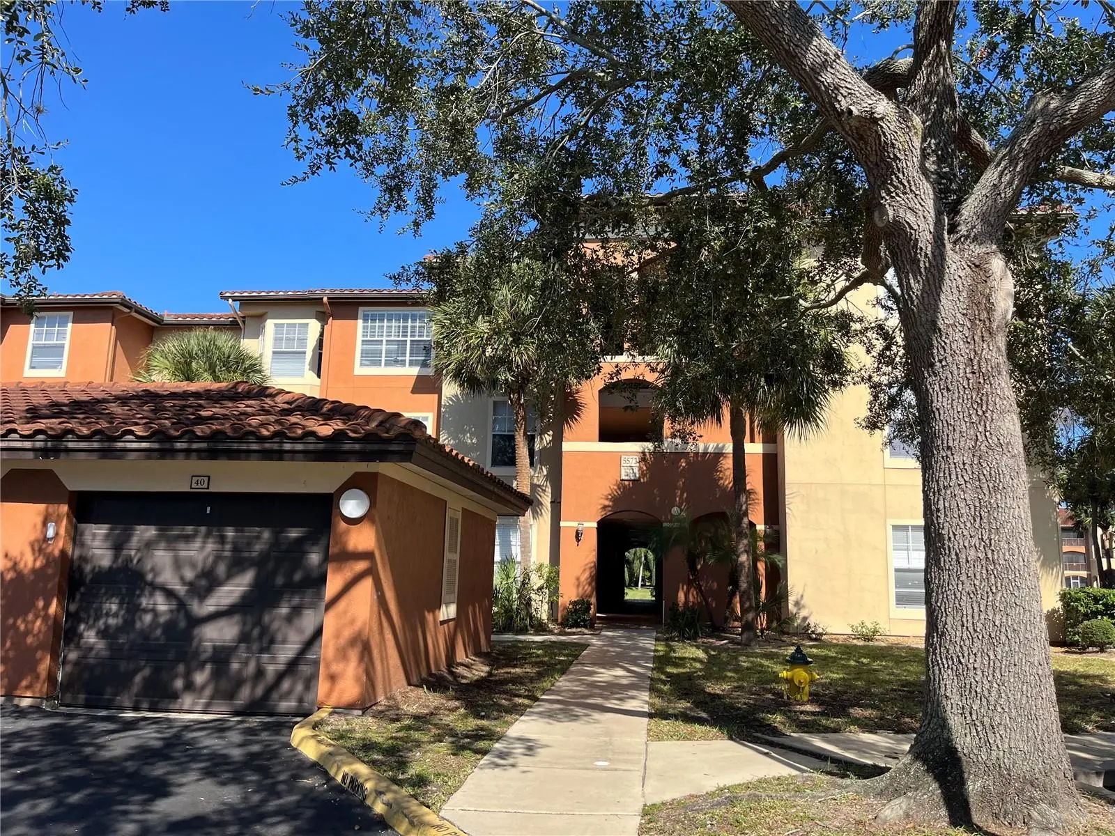 5572 Metrowest Boulevard, FL