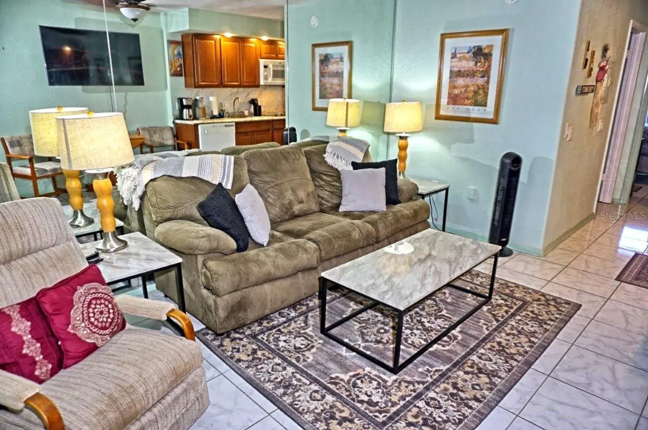 20921 Haulover Cove, FL