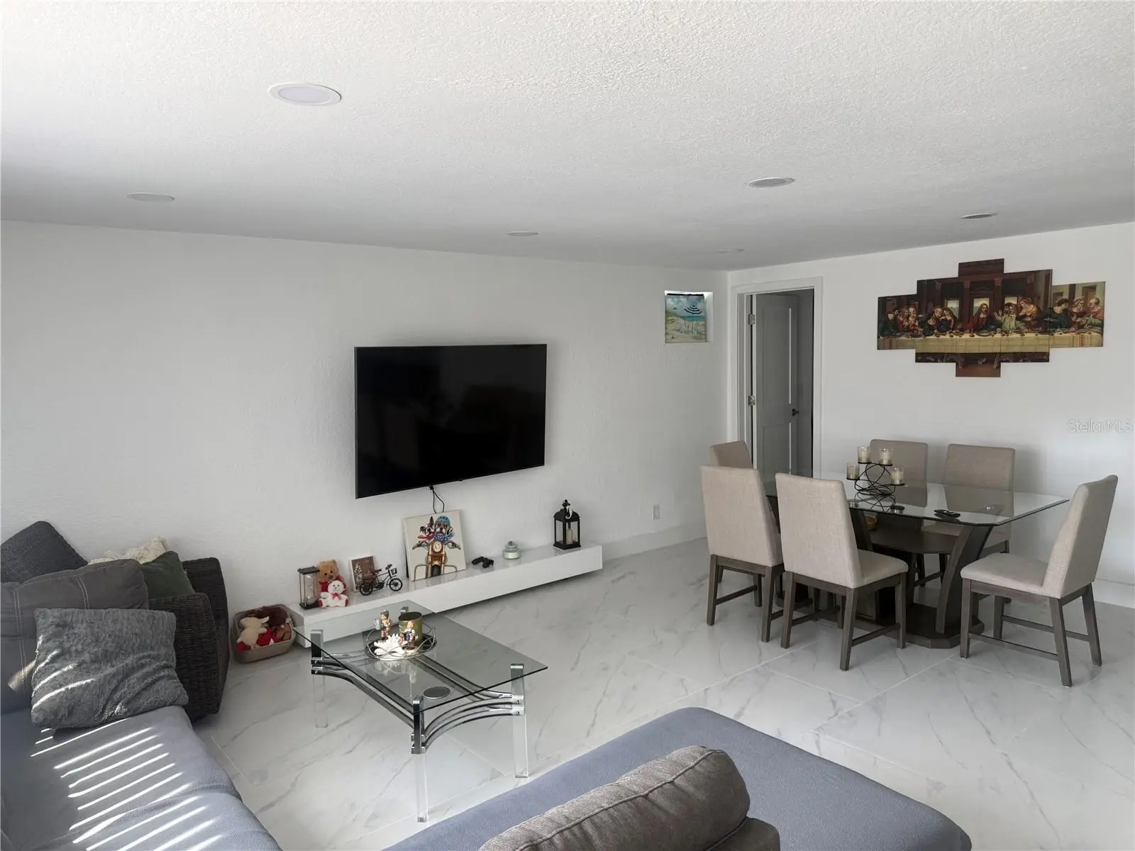 4119 Harrisburg Street, FL