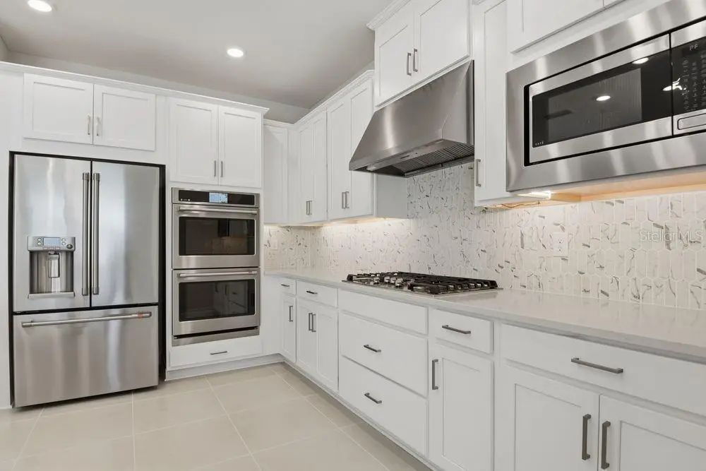664 Junonia Boulevard, FL