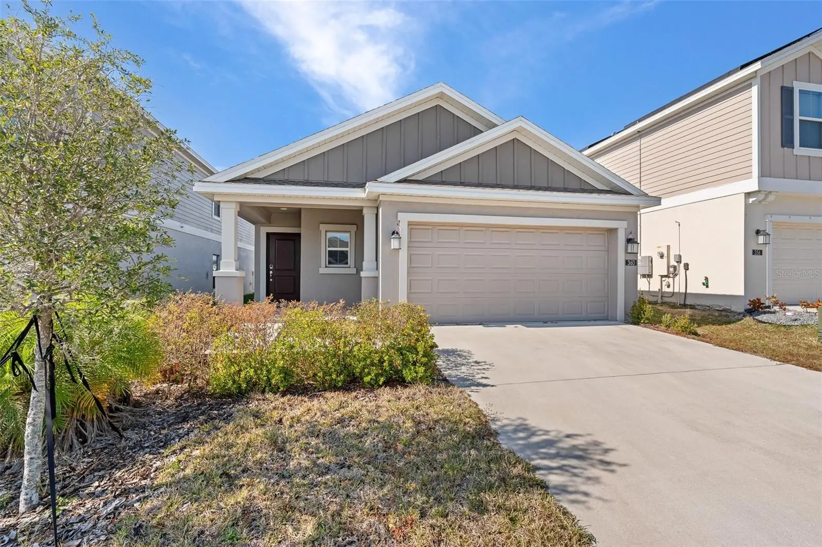 360 Loch Ct, FL