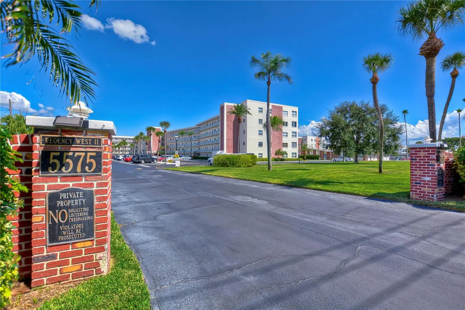 5575 Gulf Boulevard, FL