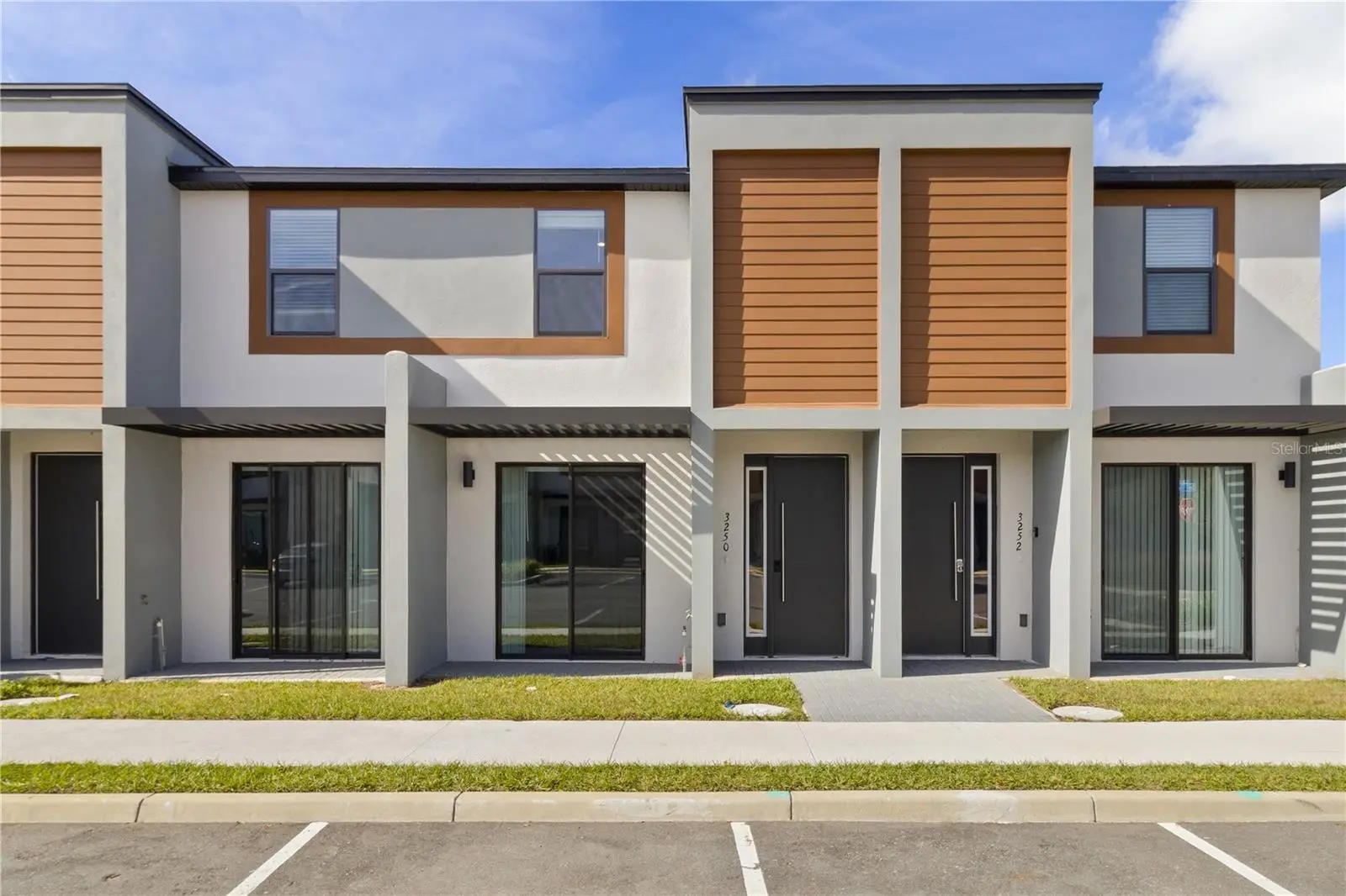 3250 Energy Dr