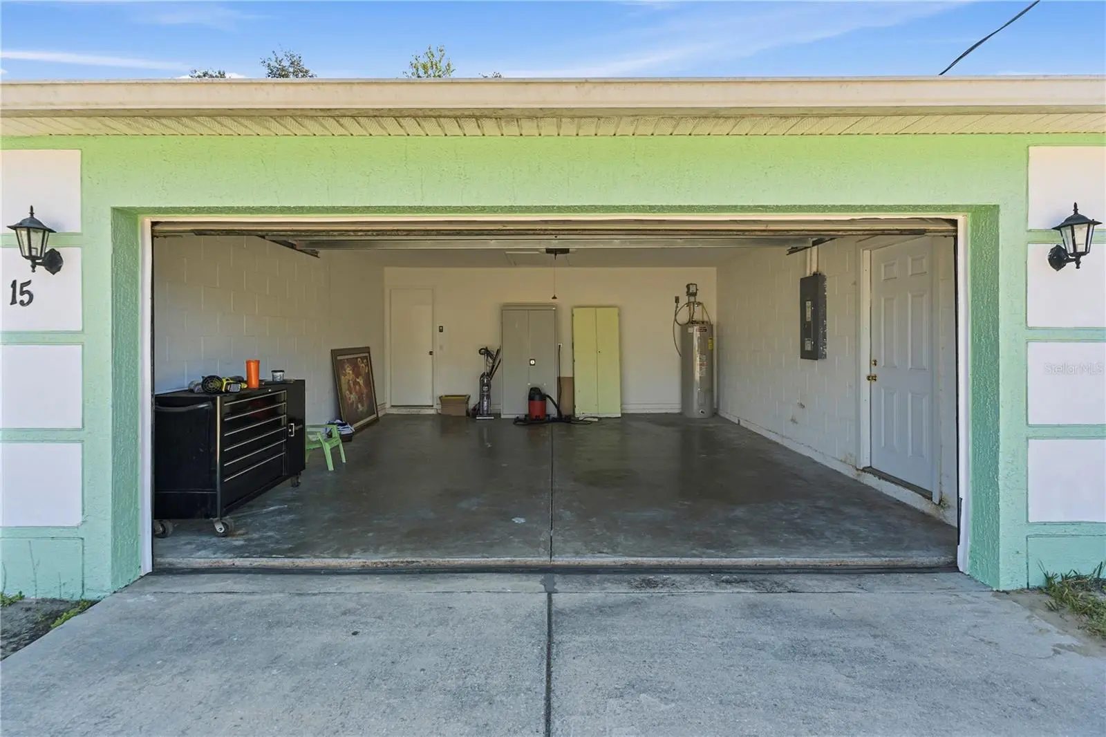15 Locust Loop Drive, FL