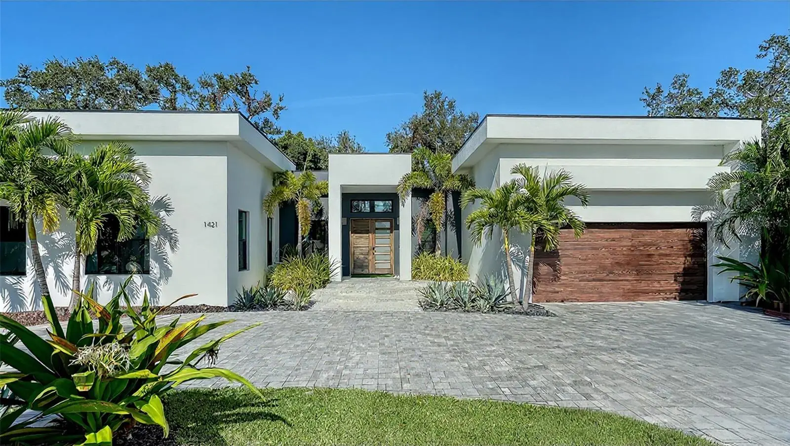 1421 Lake Shore Drive, FL