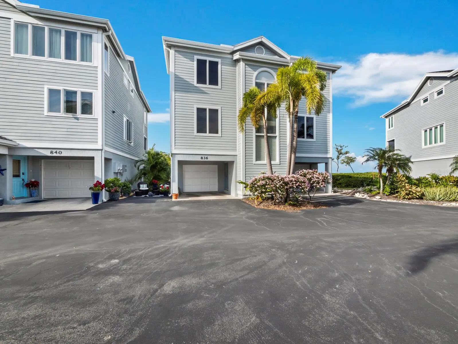 836 Evergreen Way, FL