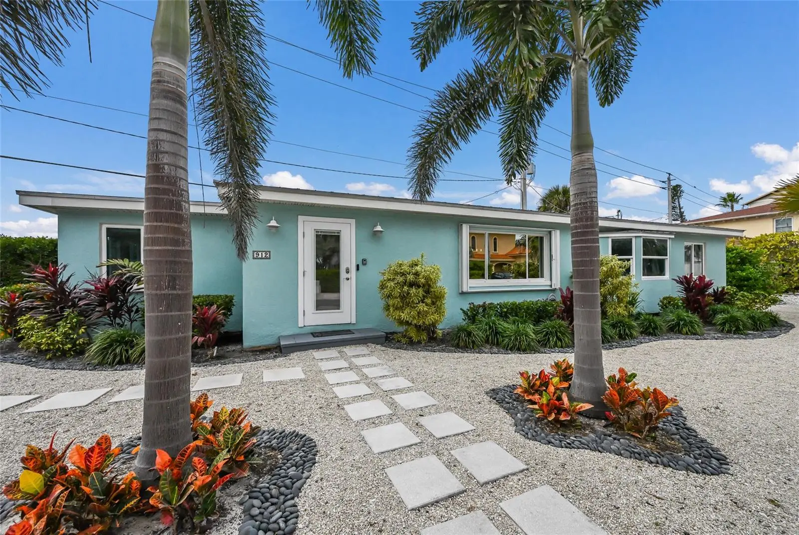912 Shore Drive, FL