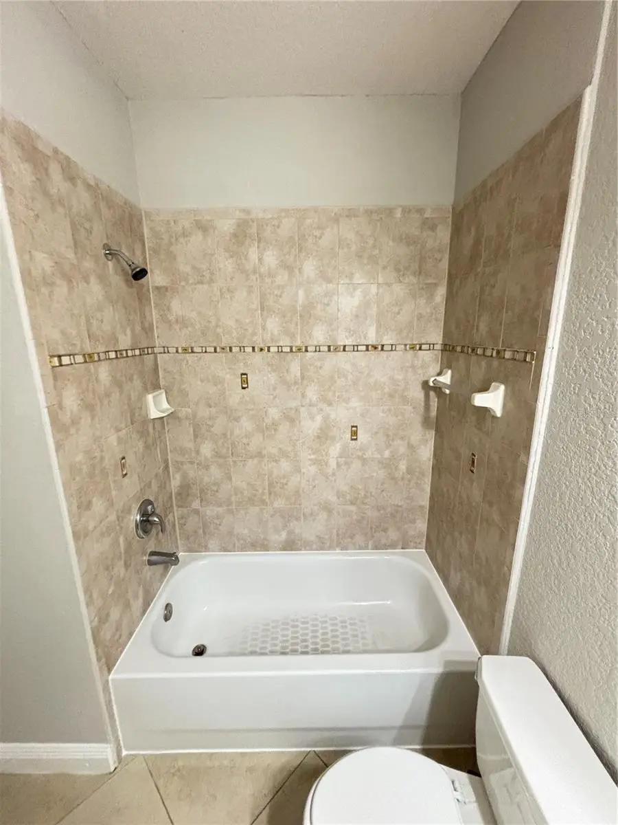 3719 Lake Orlando Parkway, FL