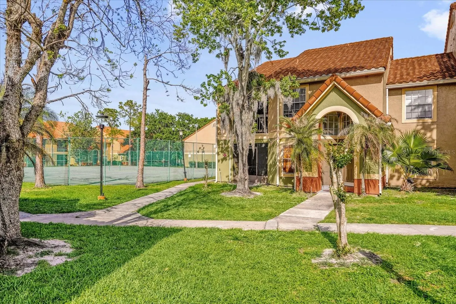 409 Fountainhead Circle, FL