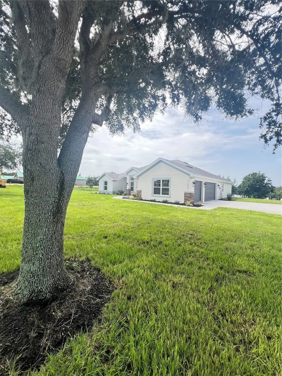 37041 Hidden View Circle, FL