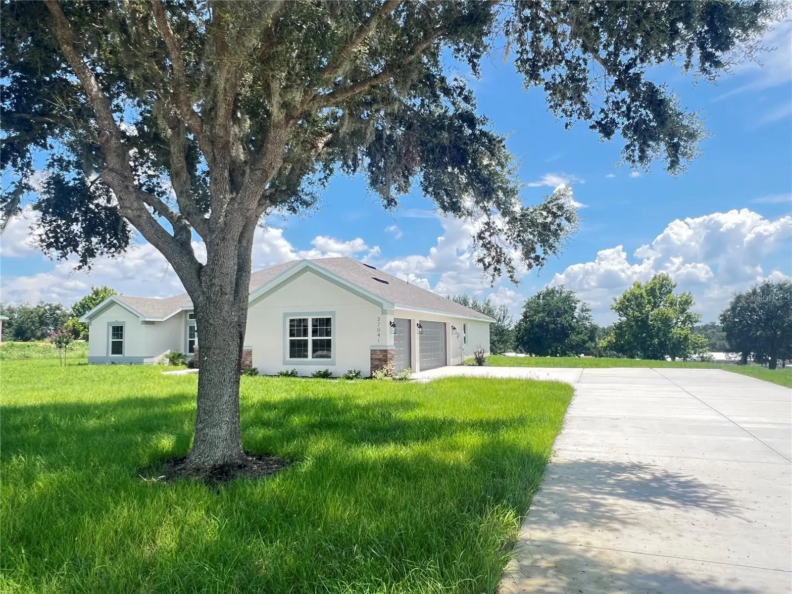 37041 Hidden View Circle, FL