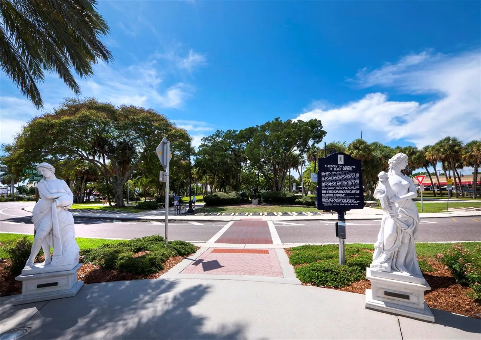 800 Blvd Of The Presidents, FL