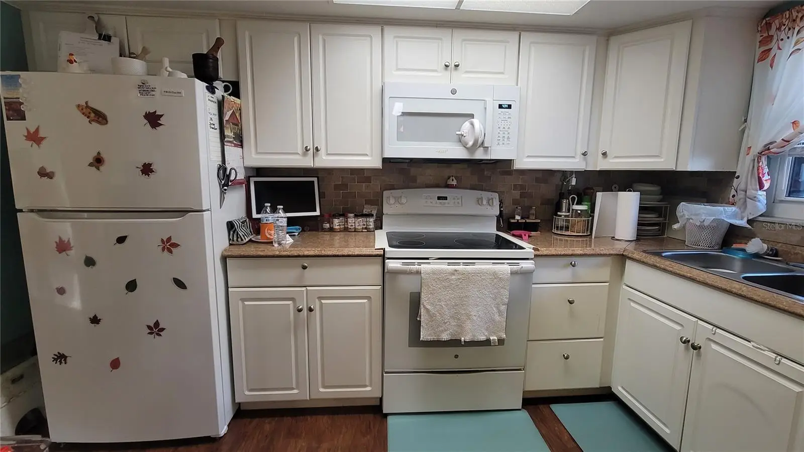 4924 Live Oak Circle, FL