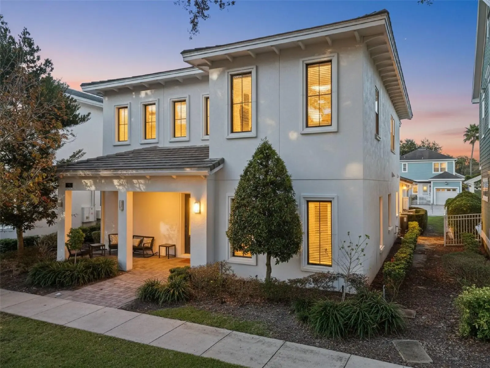 7423 Sparkling Court, FL