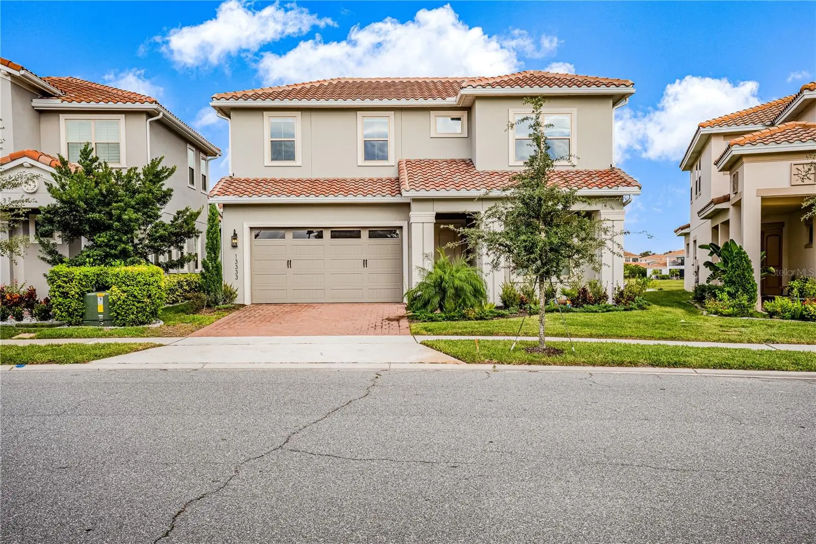 13333 Oakenshaw Lane, FL