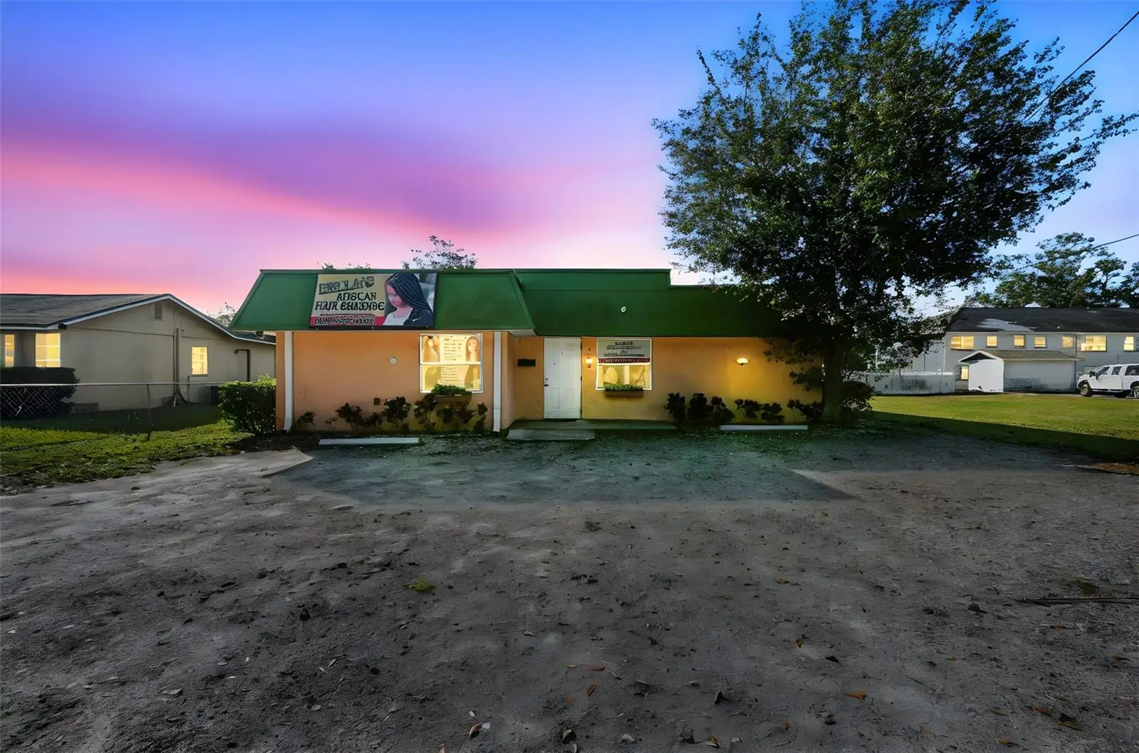 109 Robertson Street, FL