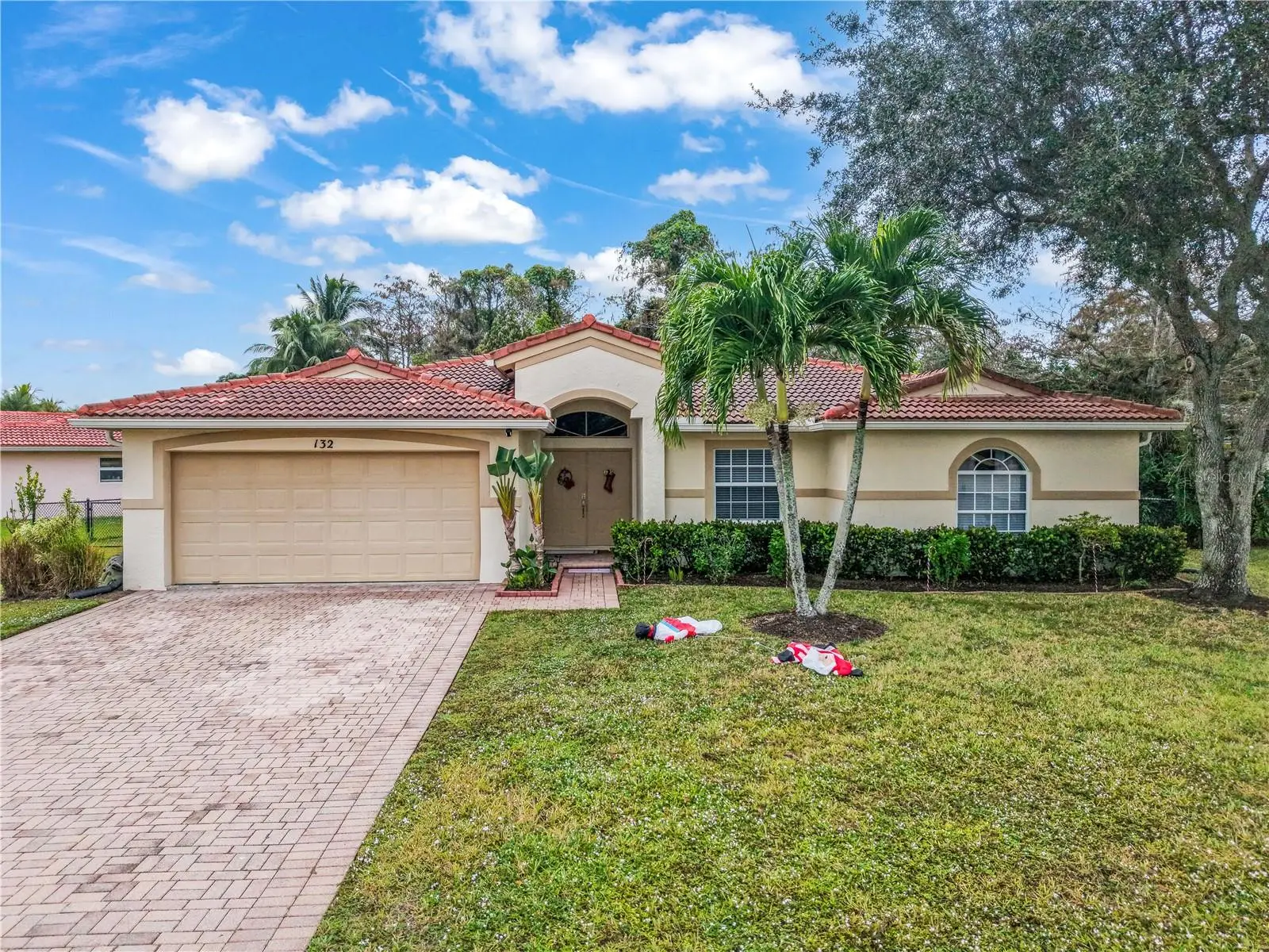 132 Chestnut Circle, FL