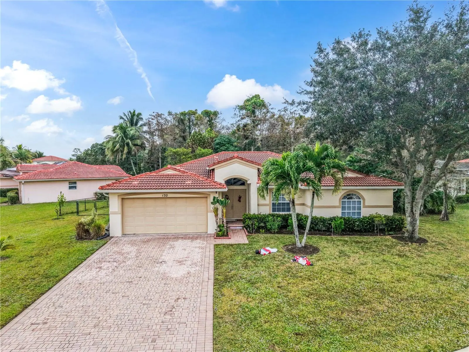 132 Chestnut Circle, FL