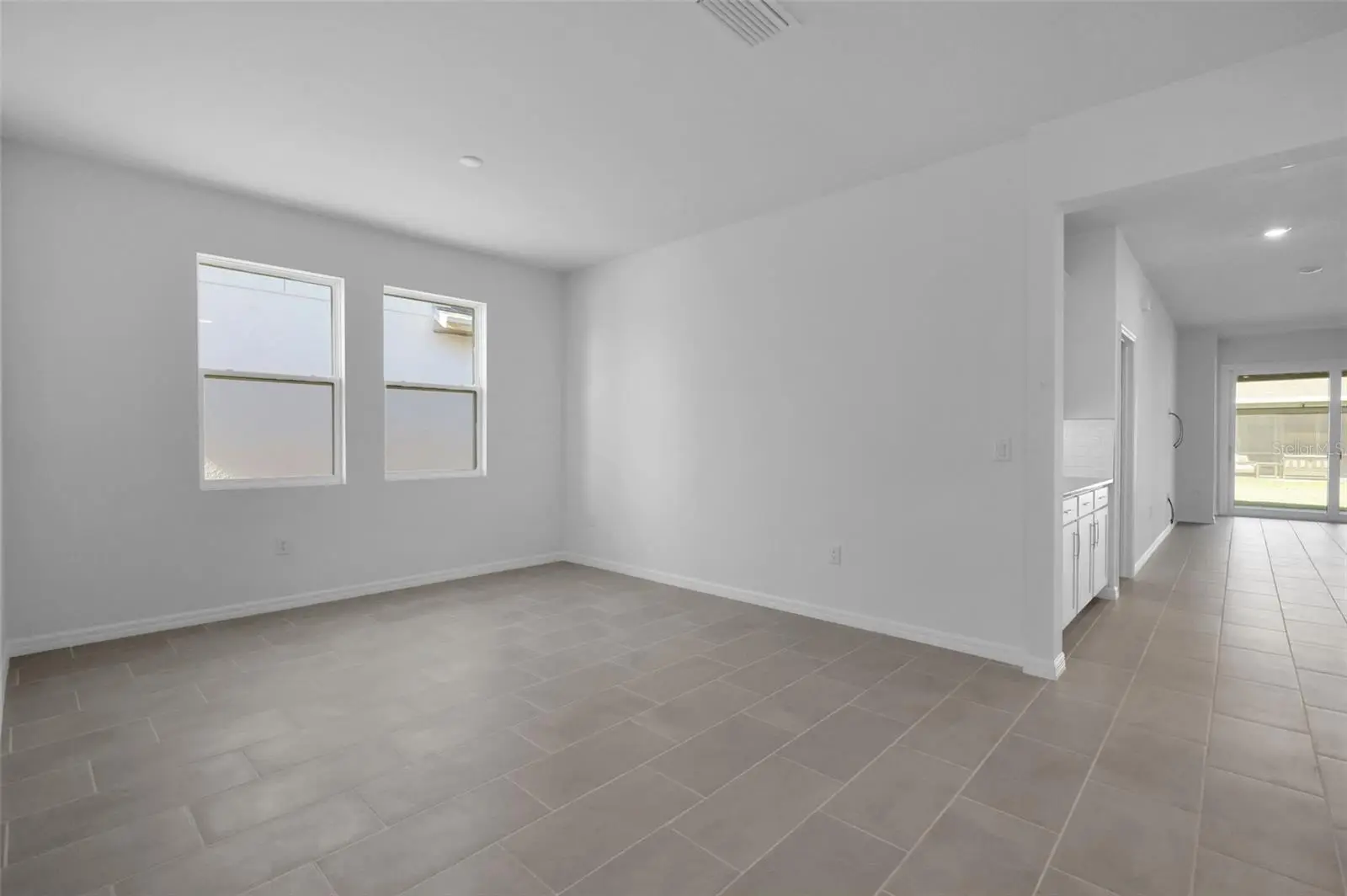 17429 Valleywood Parkway, FL
