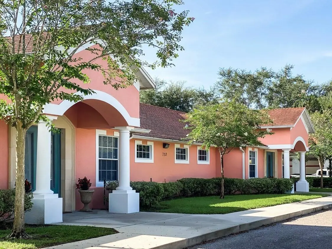 733 Goldenrod Road, FL