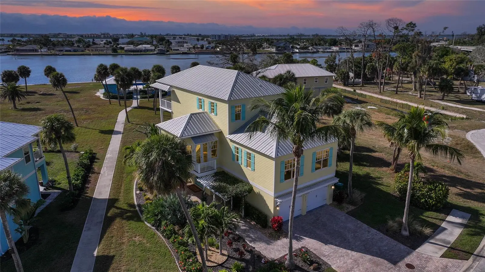 6751 Portside Lane, FL