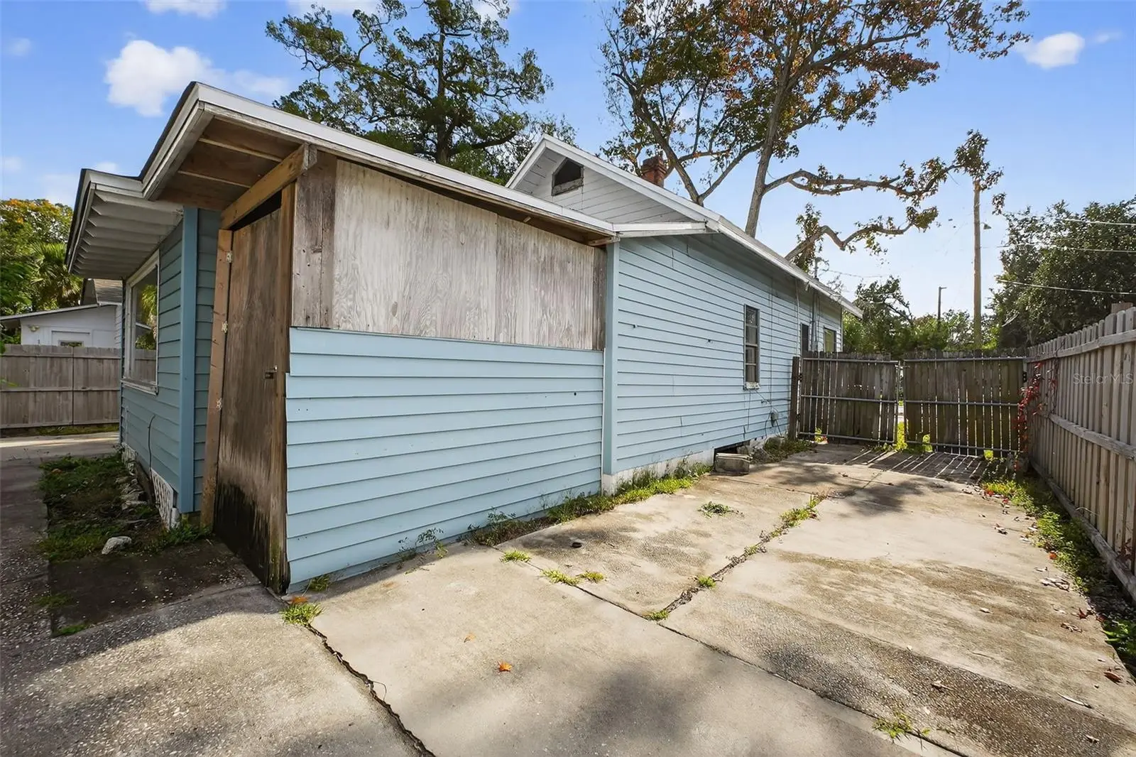 146 Kingston Avenue, FL