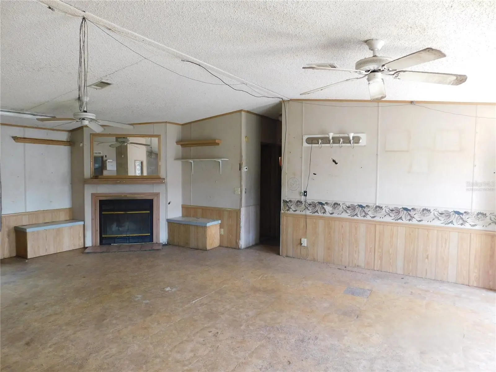 2634 Sea Oats Circle, FL
