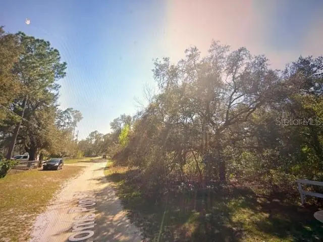 Toms Pond Road, FL