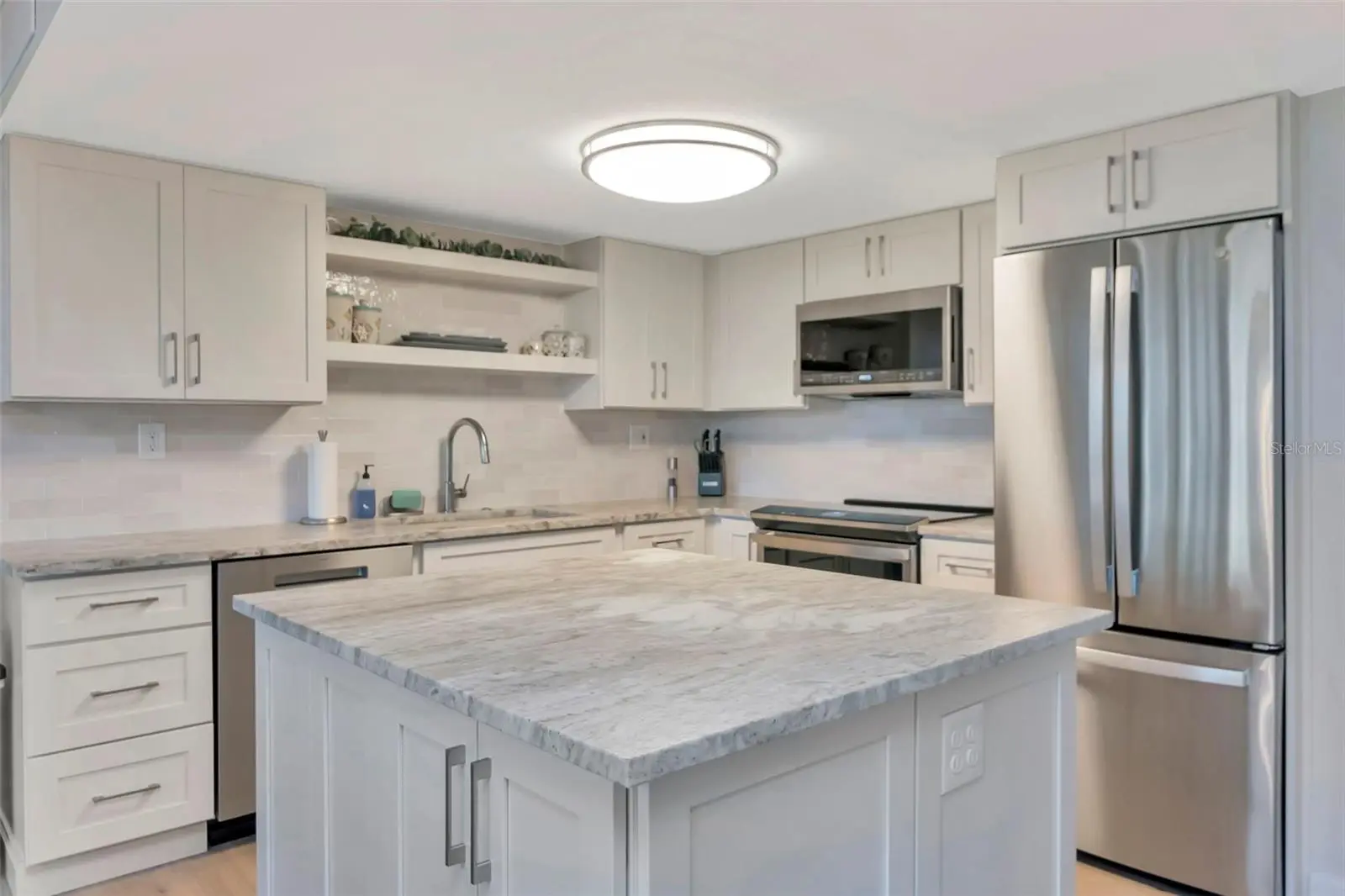 17580 Gulf Boulevard, FL