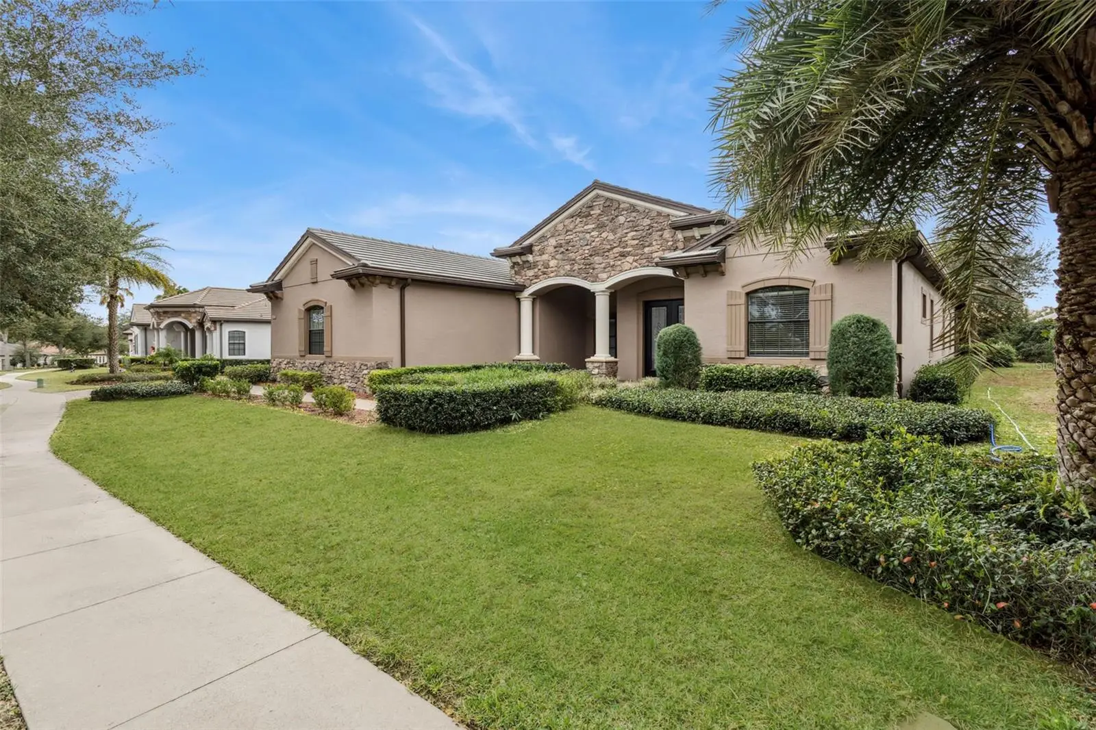 25499 Hawks Run Lane, FL