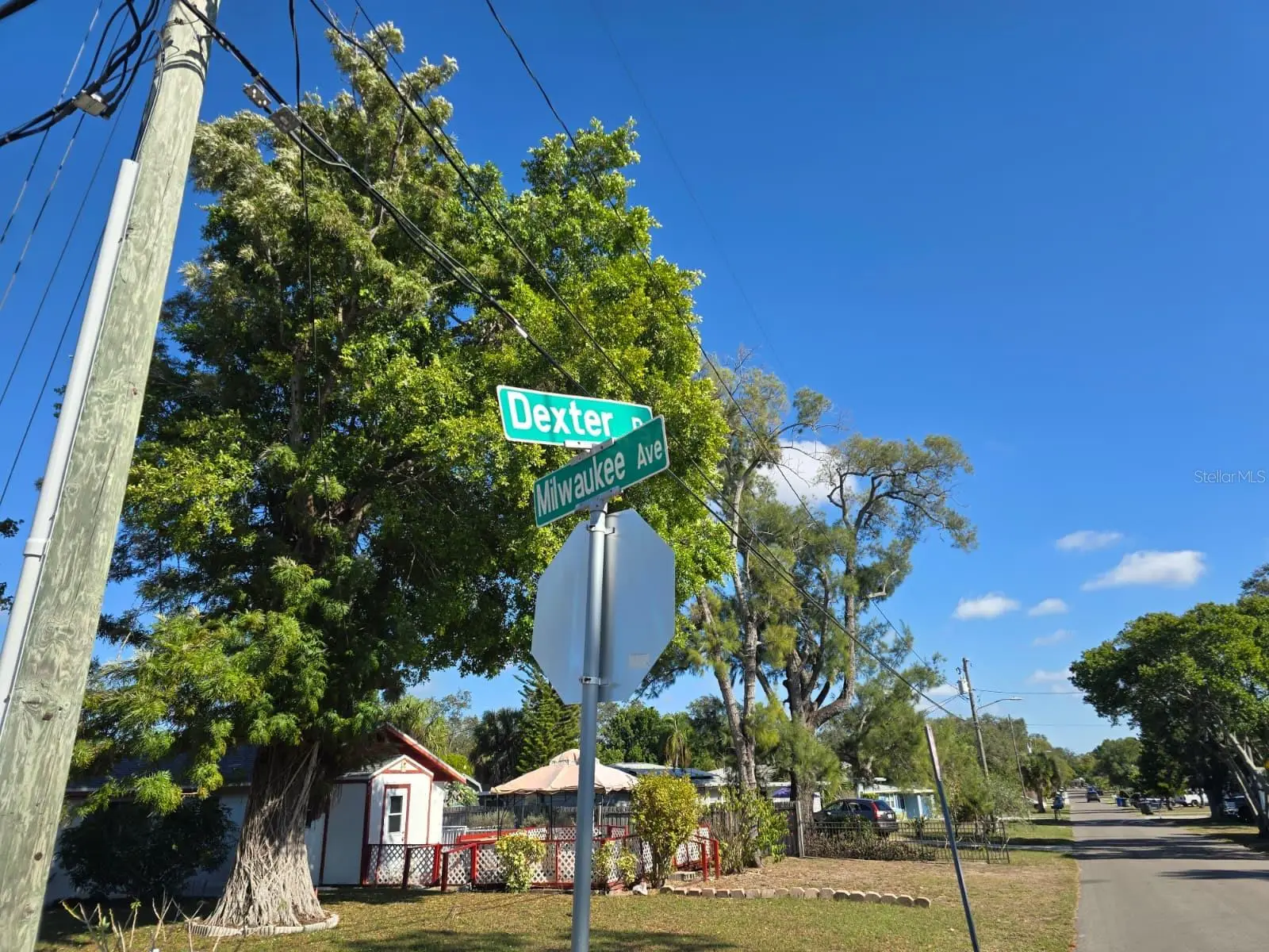 Milwaukee Avenue, FL