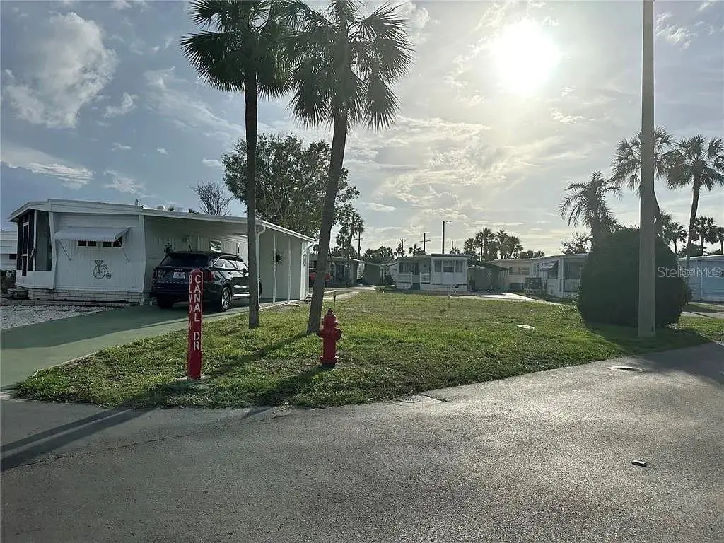 4851 Gandy Boulevard, FL