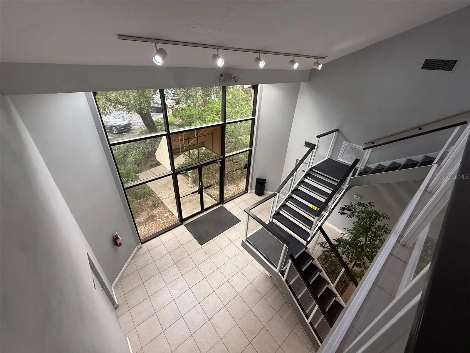 2841 Executive Drive, FL