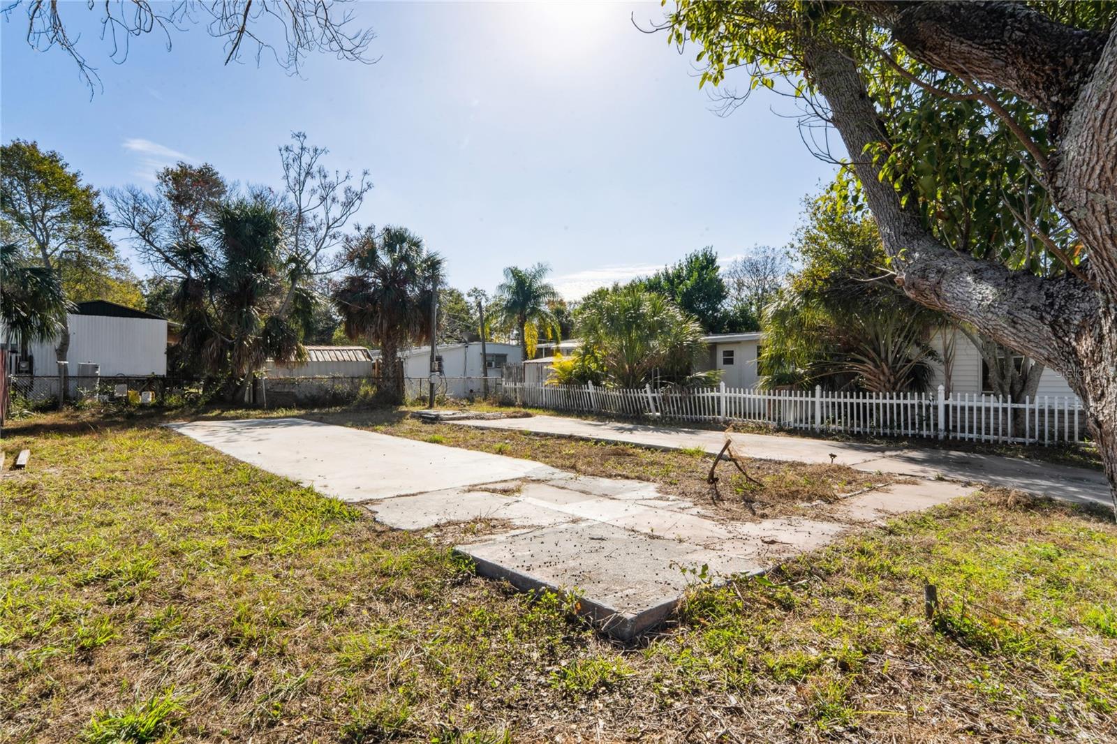 736 Driftwood Lane, FL