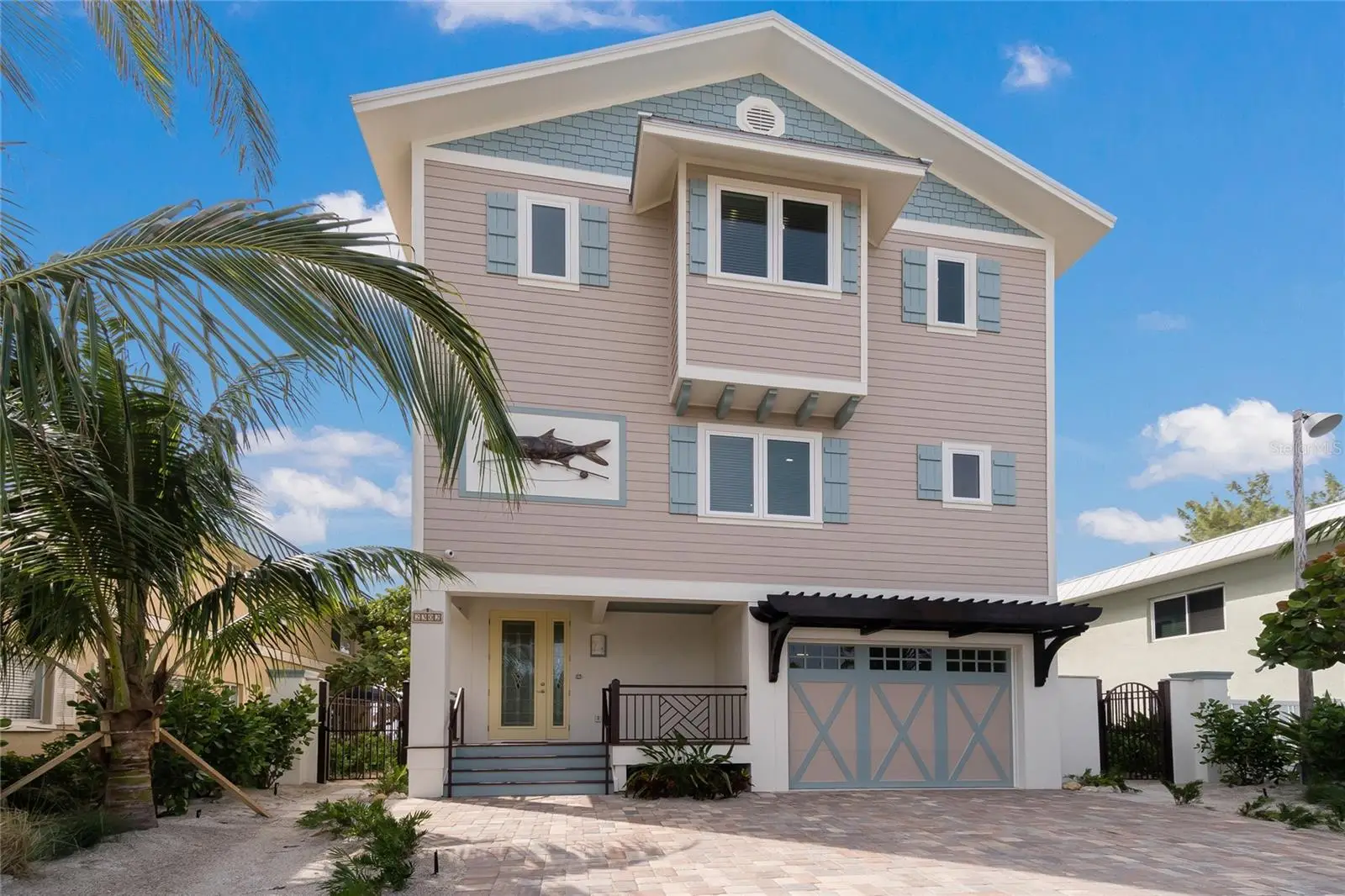 2302 Gulf Drive, FL