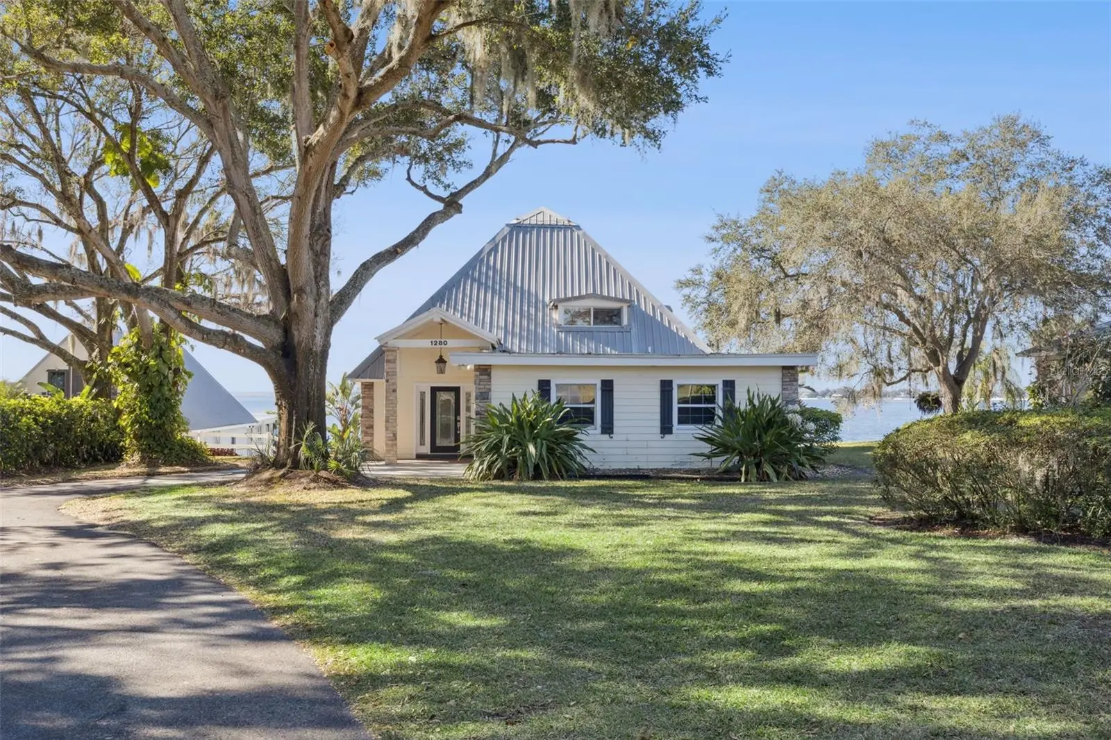 1280 Crooked Lake Drive, FL