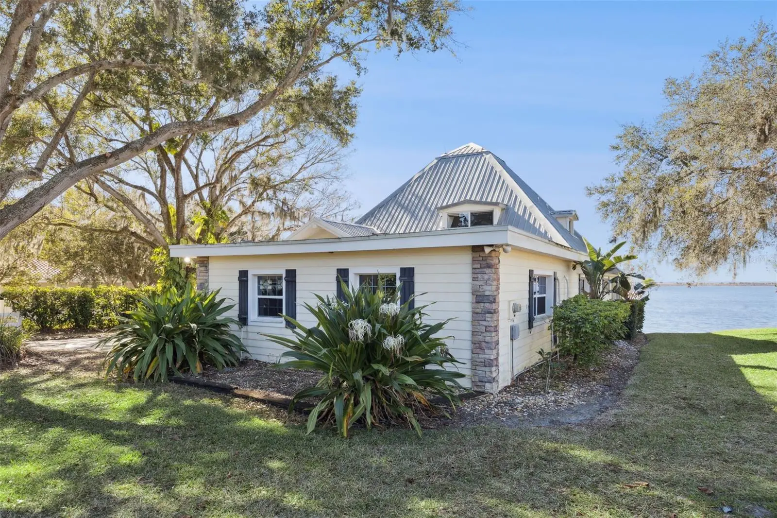 1280 Crooked Lake Drive, FL