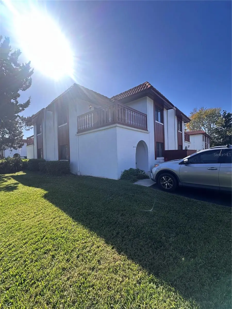 2016 Oak Meadow Circle, FL