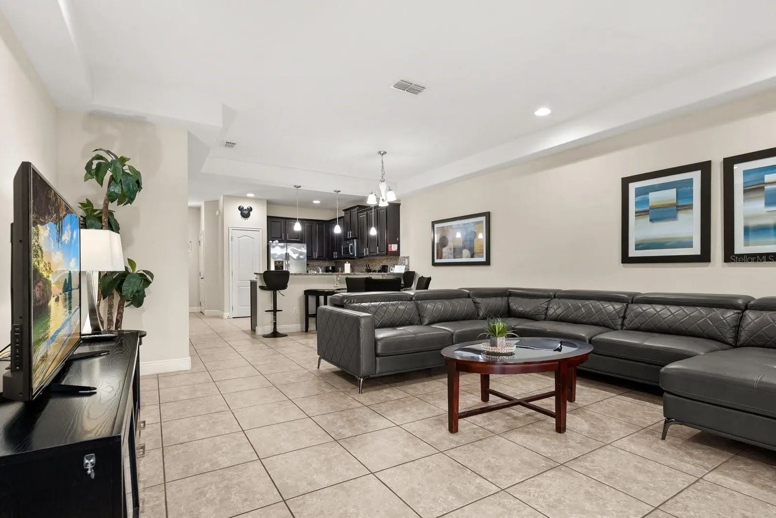 8193 Roseville Boulevard, FL