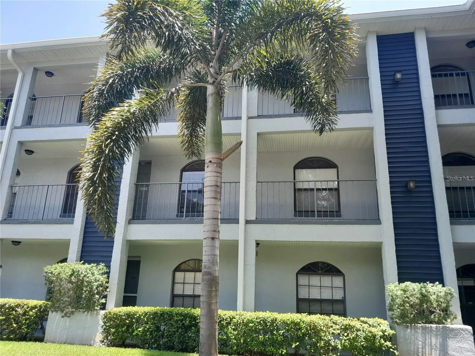 25210 Northlake Drive, FL