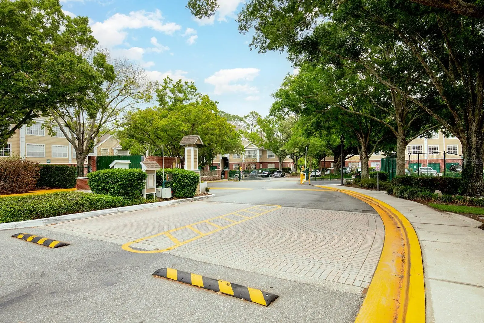 13015 Plantation Park Circle, FL