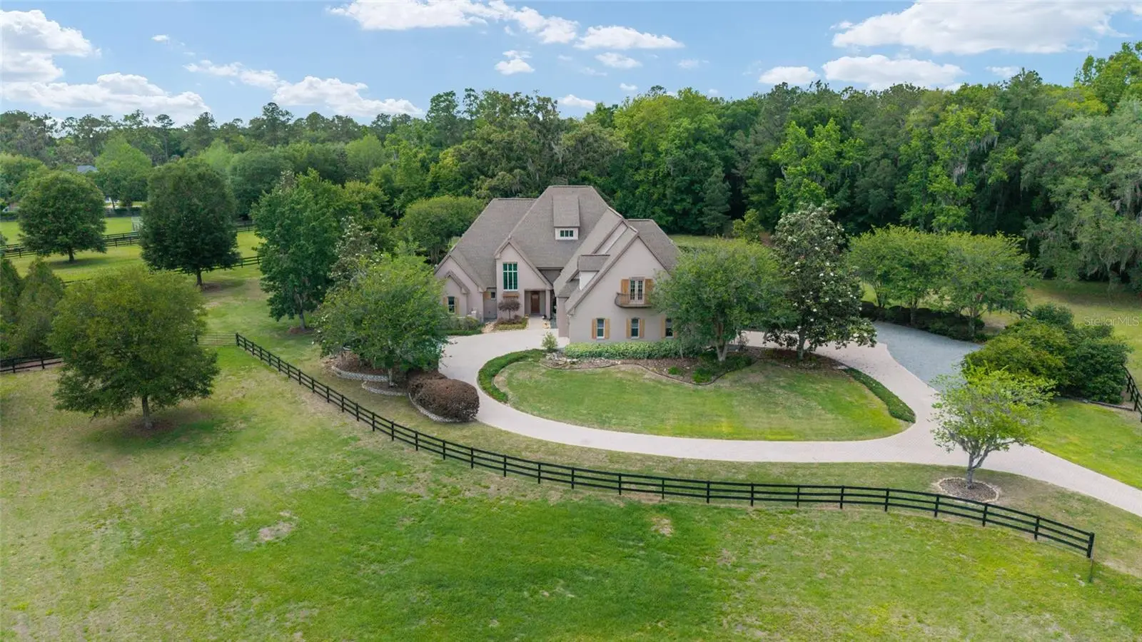 2150 73rd Loop, FL