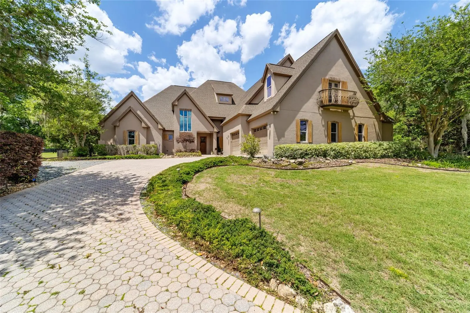 2150 73rd Loop, FL