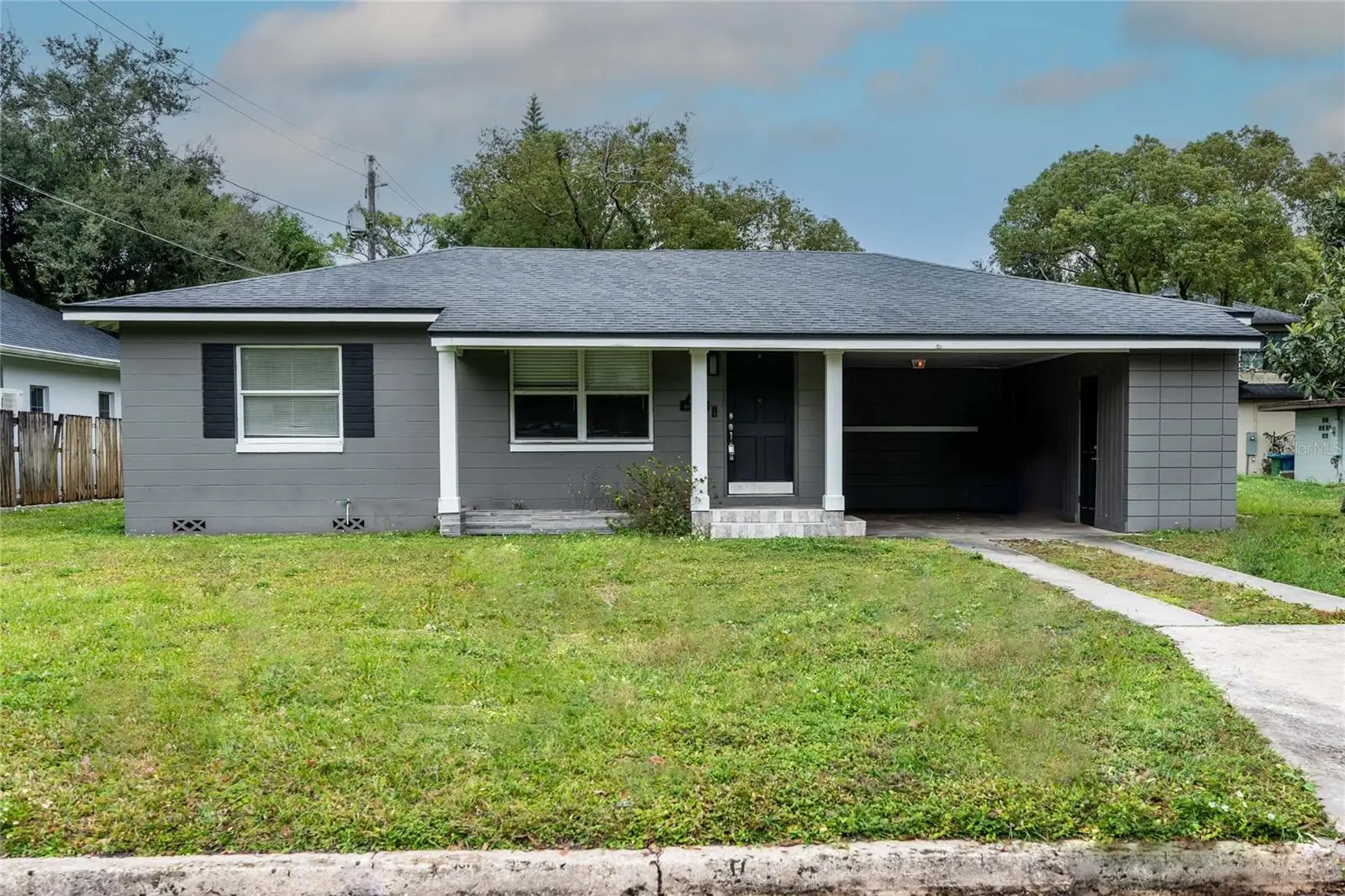 230 Strathy Lane, FL