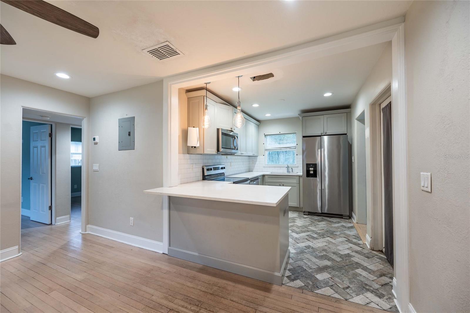 230 Strathy Lane, FL